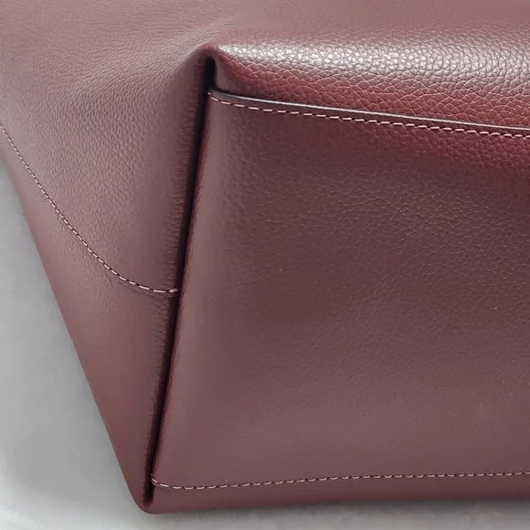 Authentic COACH Cameron Tote - Picture 6 of 16